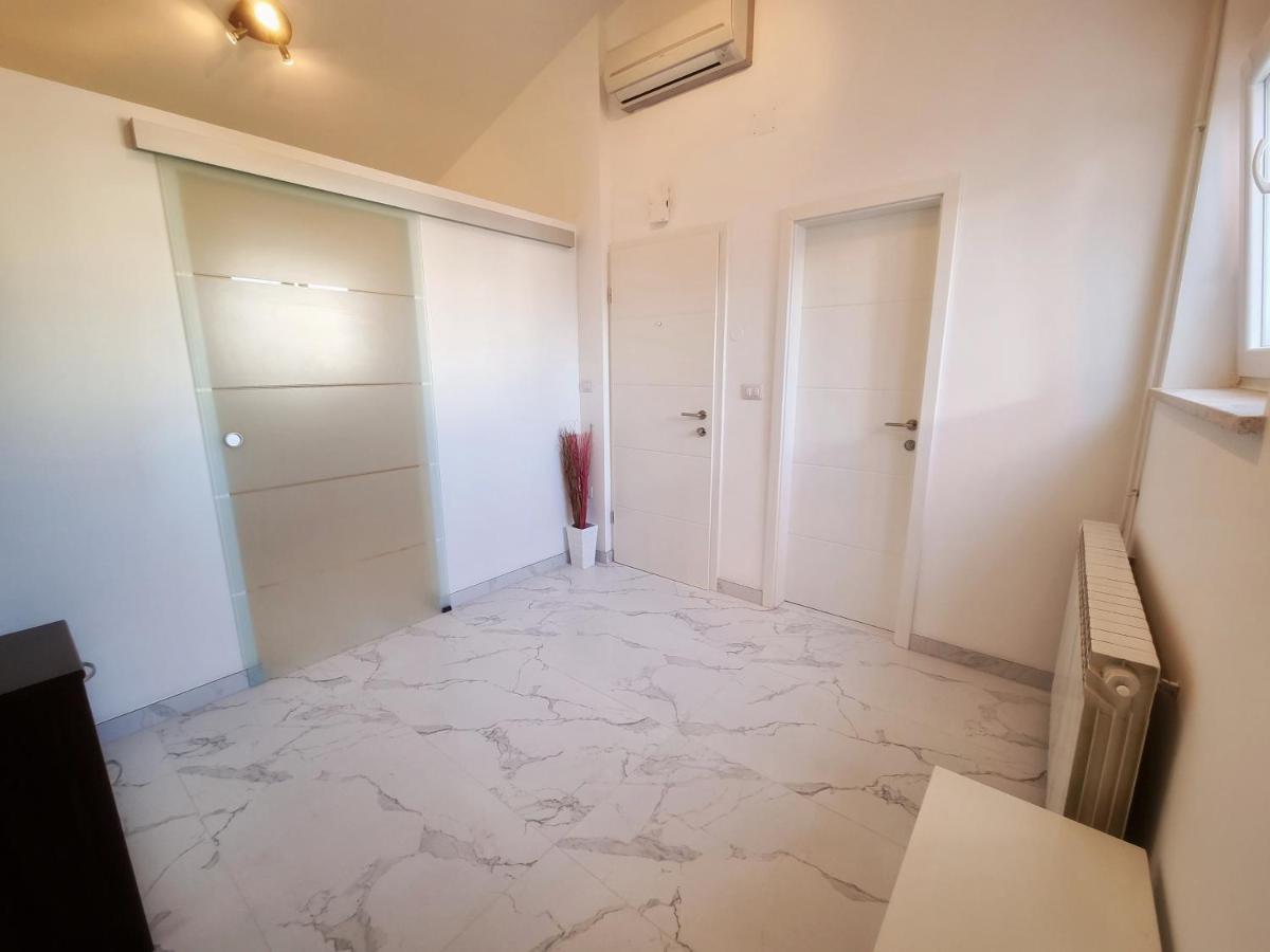 Apartment Ivis Vinkuran Exterior foto